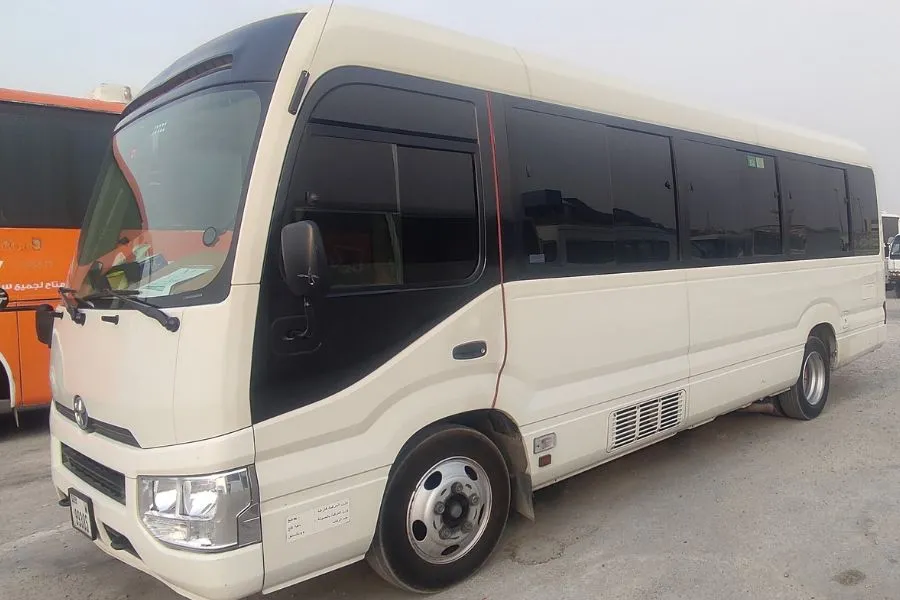 26 seater and 25 seats Coaster Minibus Dubai Sharjah Picture exterior